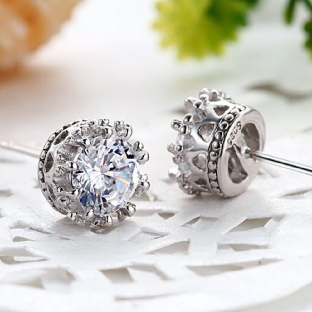 925 STERLING SILVER DIAMOND CROWN STUD EARRINGS